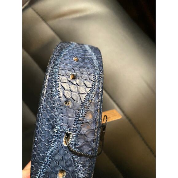 Mens Blue Snakeskin Overlay Nocona Leather Belt Snap-On Strap Sz 34 Wavy Pattern - Picture 11 of 11